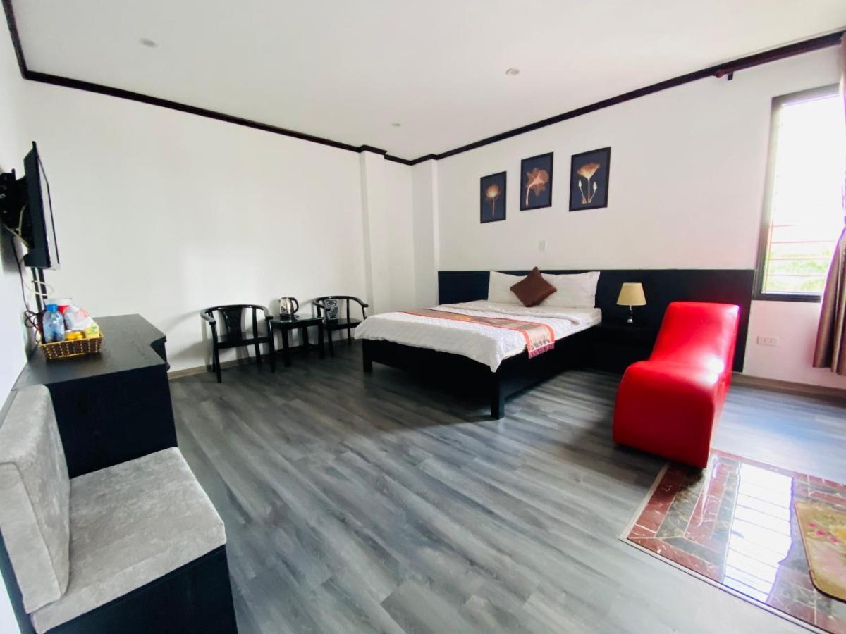 Khách sạn Hoàng Gia Thai Binh Esterno foto