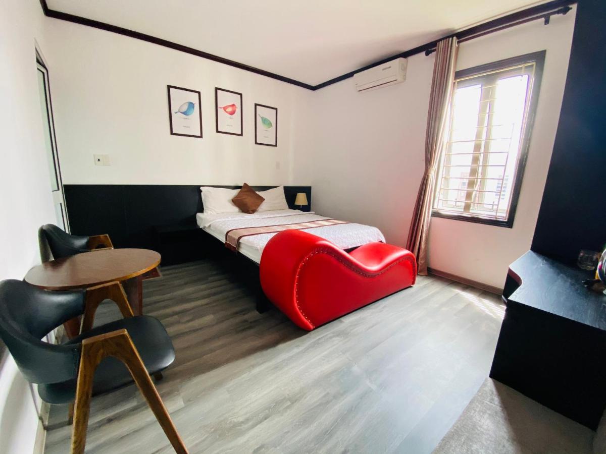 Khách sạn Hoàng Gia Thai Binh Esterno foto